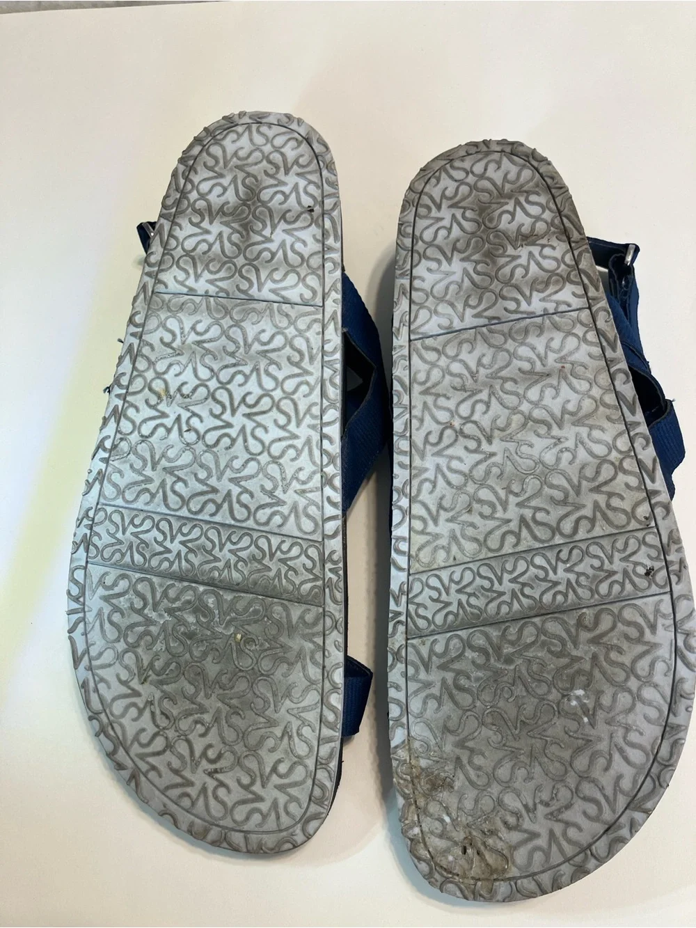 Simply Vera Vera Wang Blue Jeweled T-Strap Flat Sandals